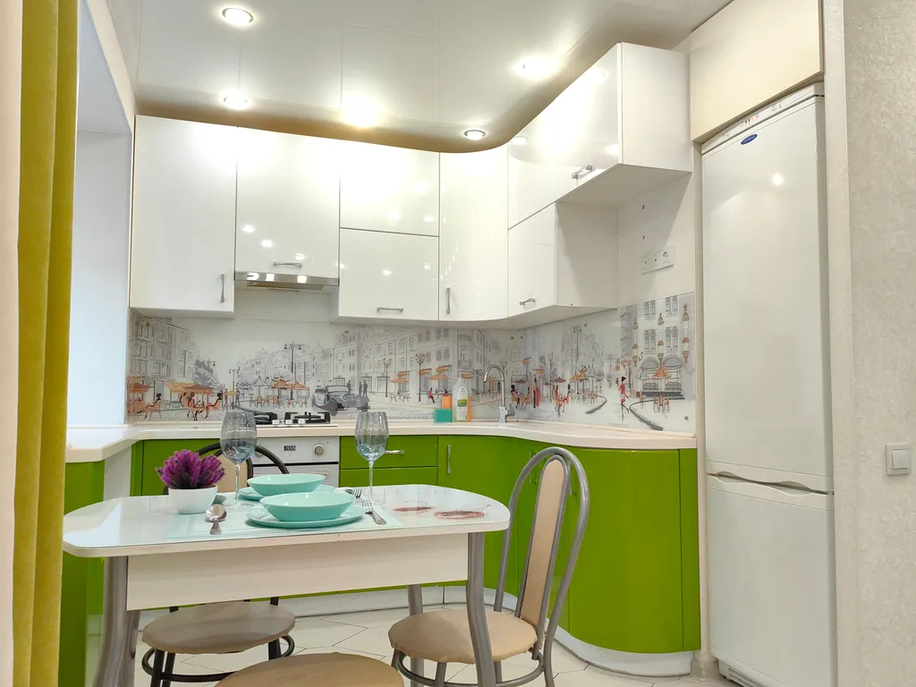 Квартира двухкомнатная в центре города — аренда посуточно в Мурманск