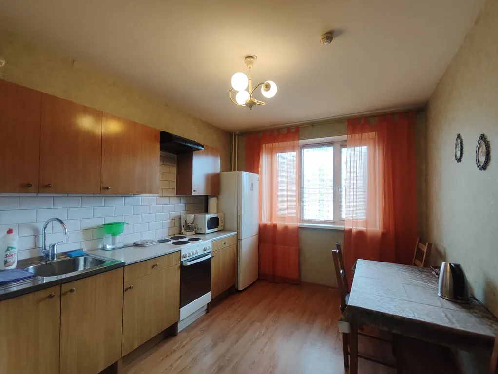 Уютная квартира у метро Парнас