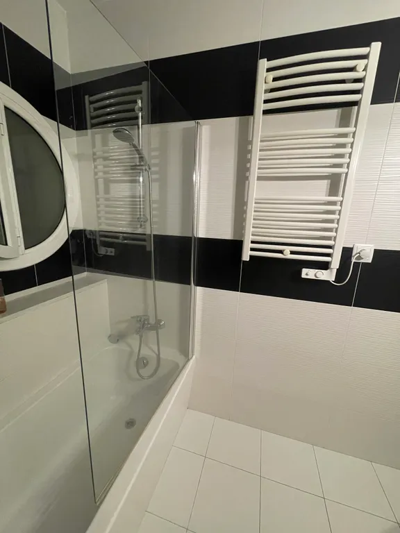 Комната в тихом районе оспиталь сан пау