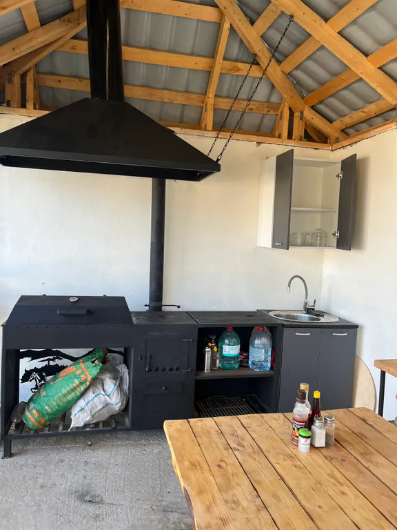 Уютный дом с бассейном