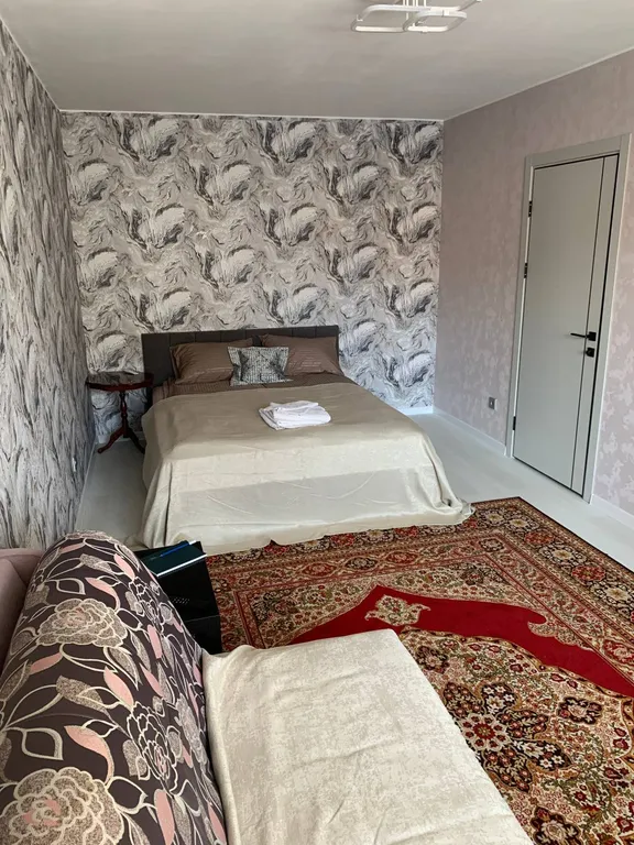 Уютная 1-комнатная квартира с дизайнерским ремонтом на Приморской