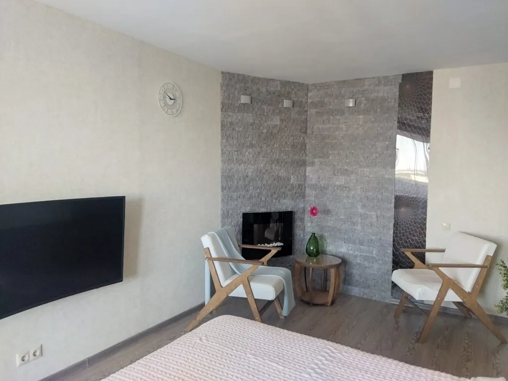 Уютная квартире в центре города с видом на фонтан