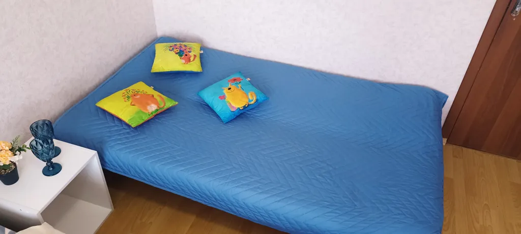 Квартира Квартира Центр города! 3 изолированные комнаты, 3 кровати — Калининград