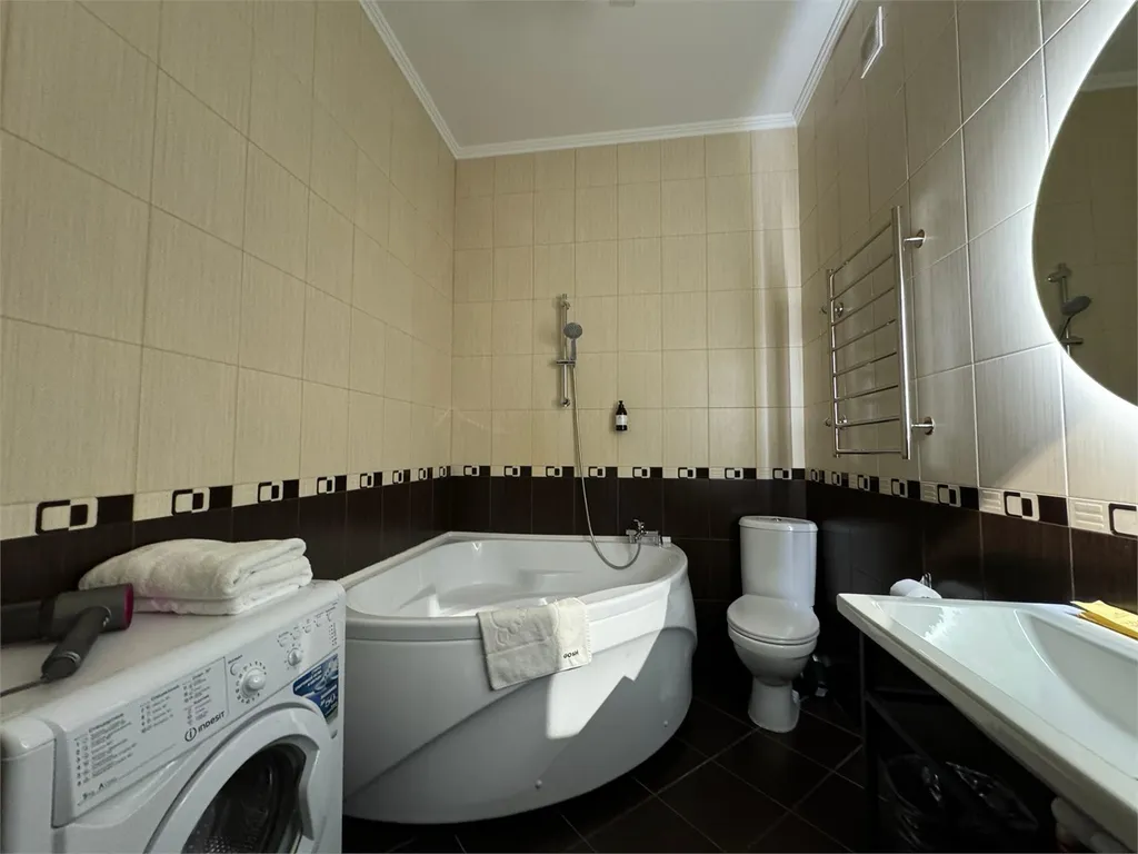 Уникальная квартира с панорамным видом и проектором