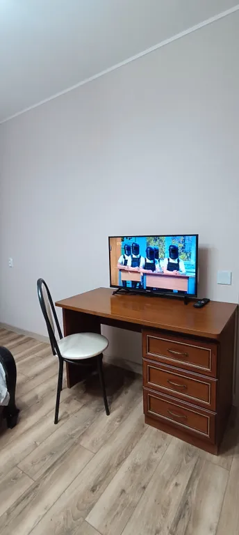 Новенькая квартира на первом этаже