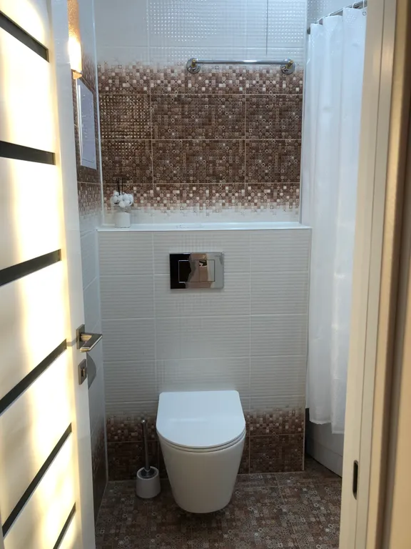 Уютная двушка в хорошем доме возле ЦУМа, рядом с Новогодней Елкой