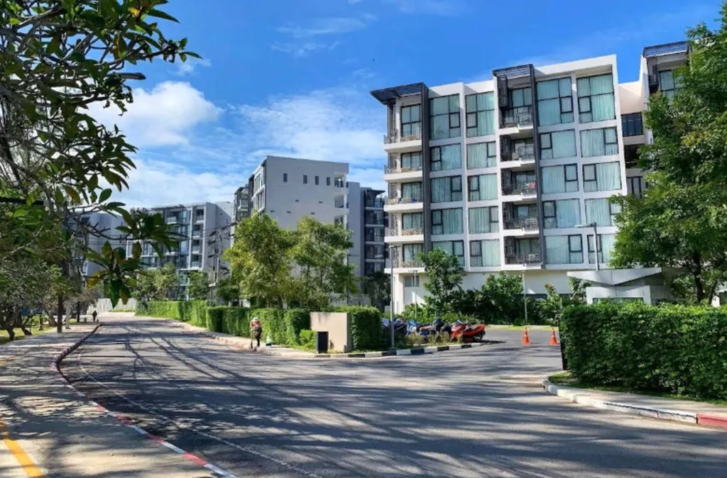 Просторные апартаменты в лагуне на Бангтао с видом на озеро и море