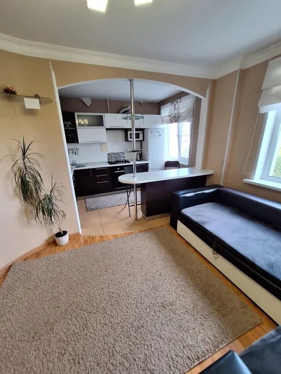 Квартира недалеко от ярмарки, стадиона и вокзала