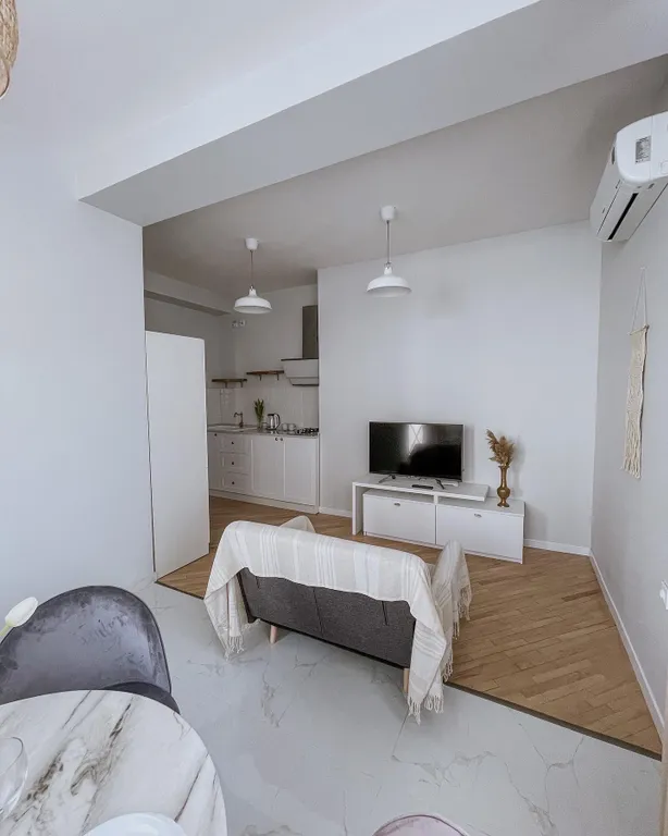 Бохо Тбилиси на площади Свободы