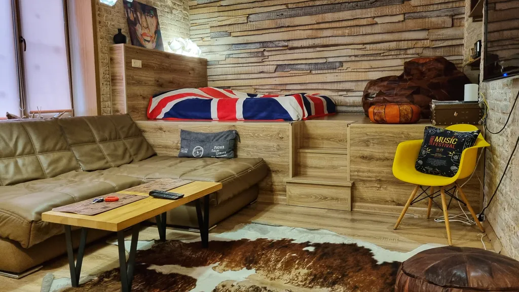 Квартира Студия на Центральной набережной у Кремля (Red studio) — аренда посуточно в Астрахань