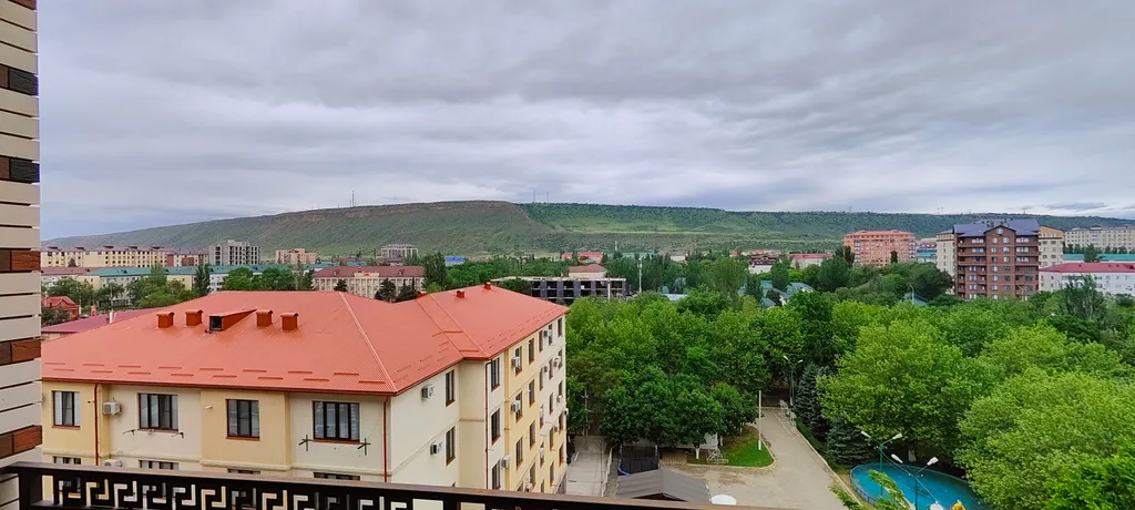 Уютная, новая  квартира в центре города с видом на гору Пушкинтау