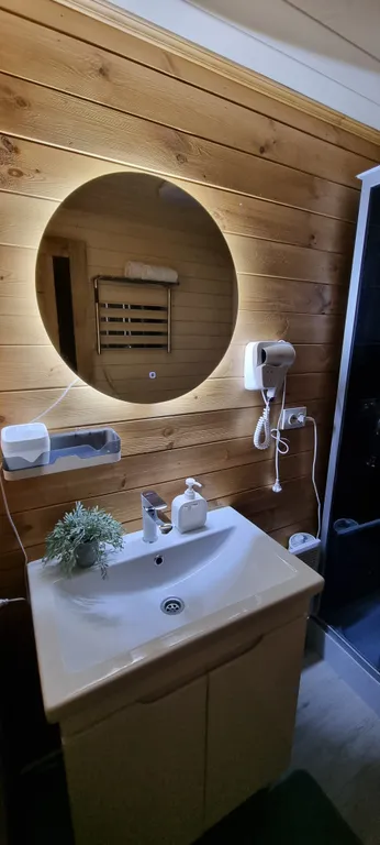 Коттедж Домик на Софийской поляне рядом с лесом и речкой — Архыз