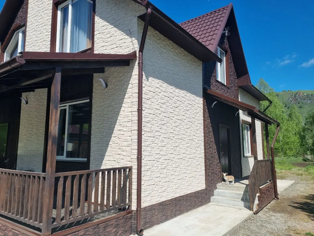 Коттедж Зелёный дом на берегу Катуни с видом на реку и горы — аренда посуточно в Турбаза Юность