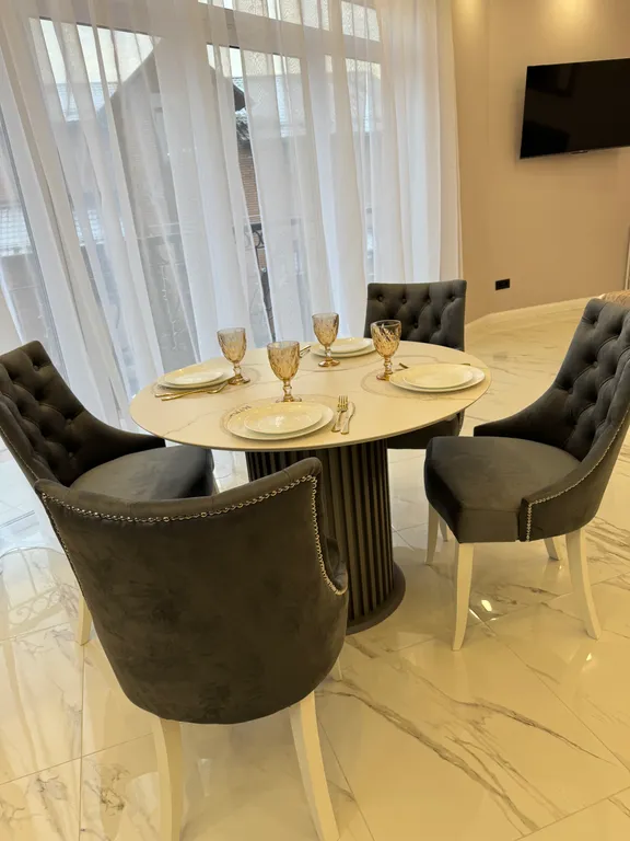 Квартира Квартира Апартамент в частном доме рядом с метро Рыбацкое — Санкт-Петербург