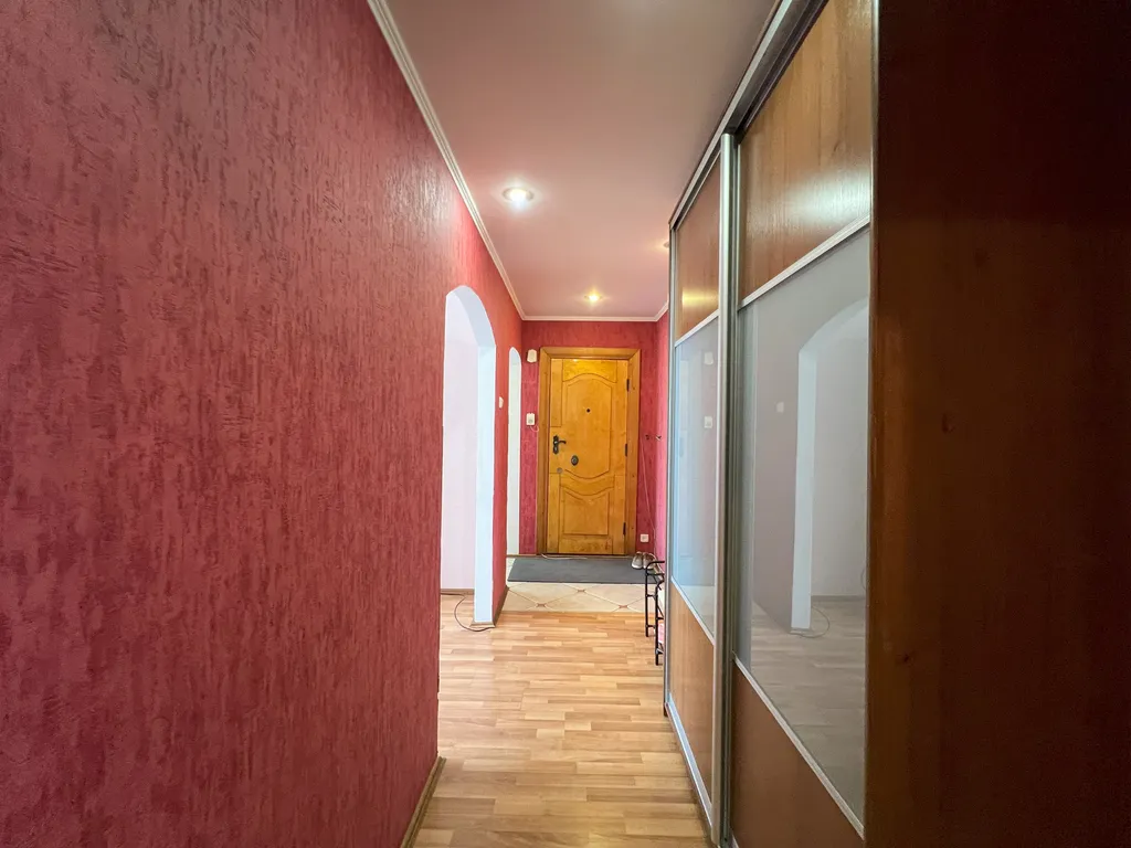 Трехкомнатная квартира в центре