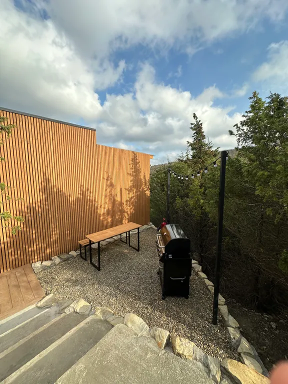 Коттедж с джакузи и видом на горы