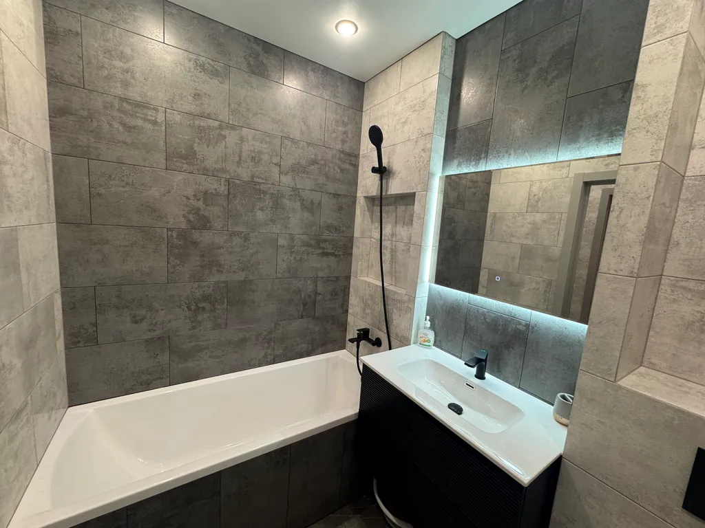 Уютная квартира с красивыми видами, в новом доме с новым ремонтом