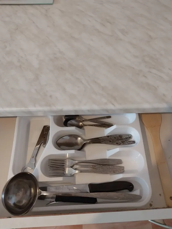 Комфортная евродвушка с двумя диванами в отдельных комнатах