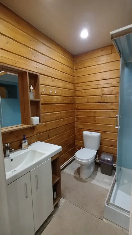 Уютный домик с баней и купелью, горячий чан