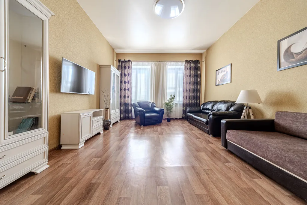 Апартаменты Ladgorna на Независимости 13