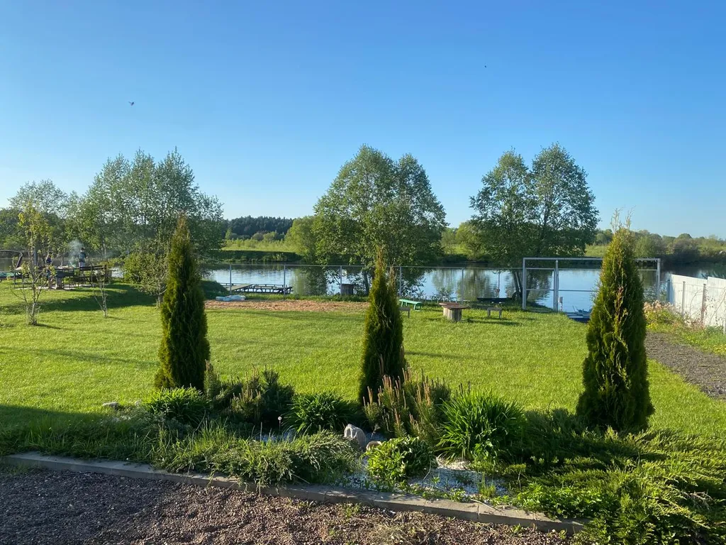 Домик у реки на первой линии