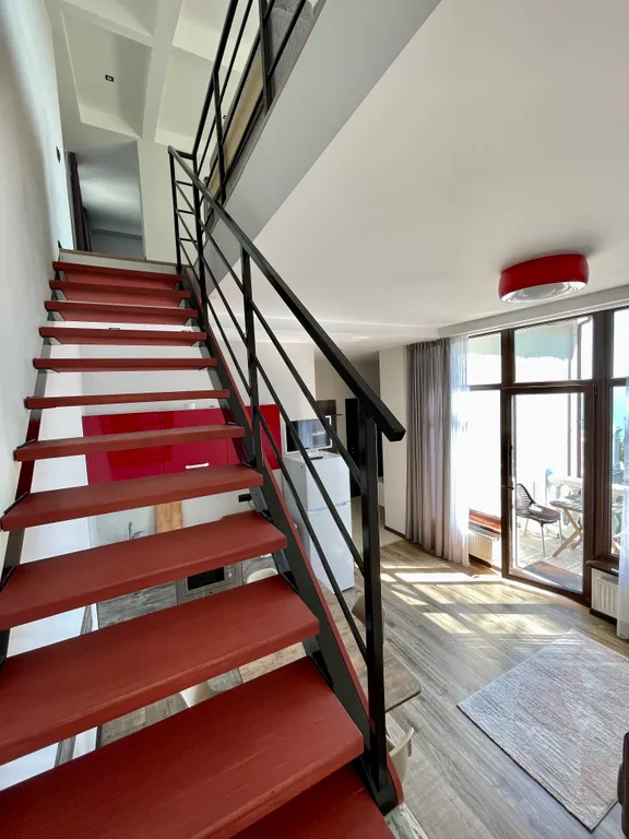 Двухуровневые апартаменты с видом на море и Ай Петри