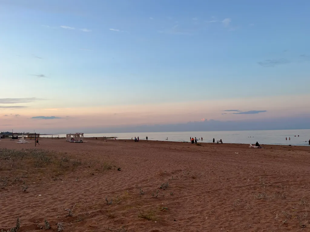 Домик у Каспийского моря