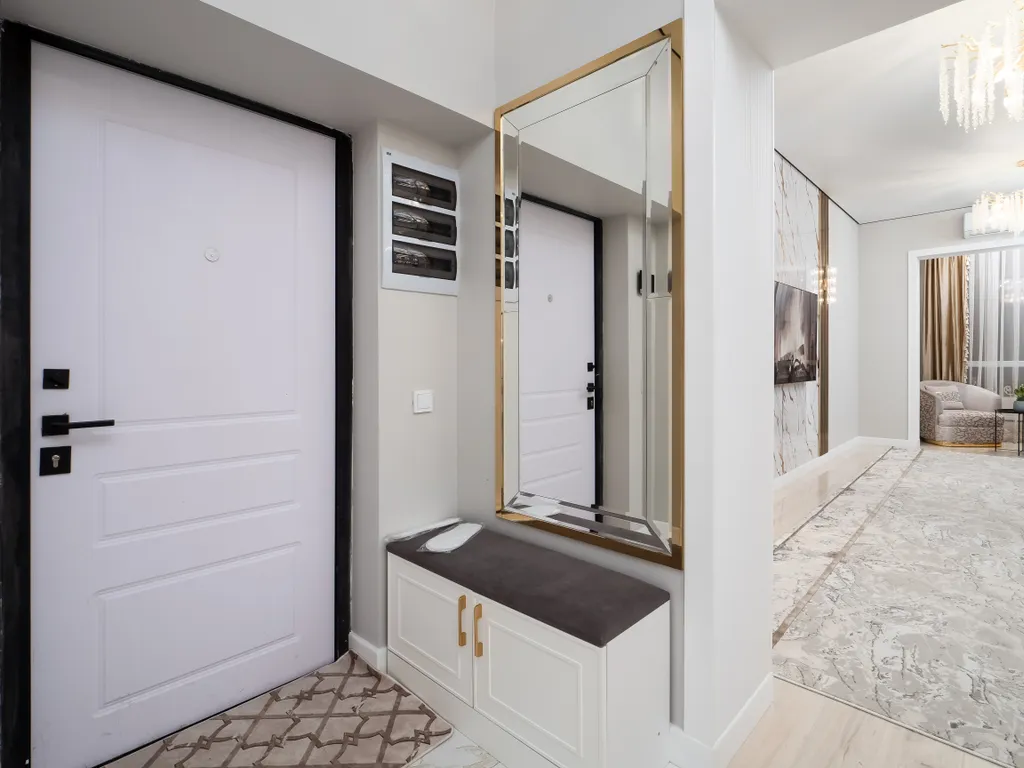 3-комнатная квартира в районе "Mega Alma-Ata"