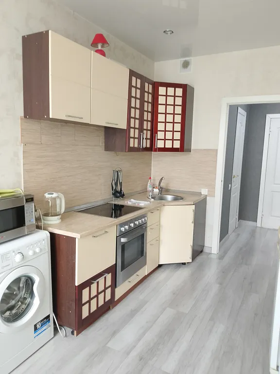 Квартира Уютная идеально чистая не прокуренная квартира напротив ТРЦ Планет — Красноярск