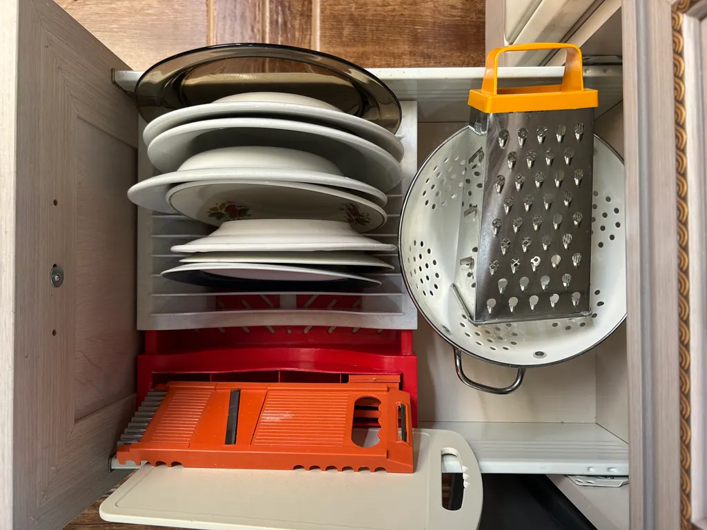 Домик рядом Сорочаны, Волен