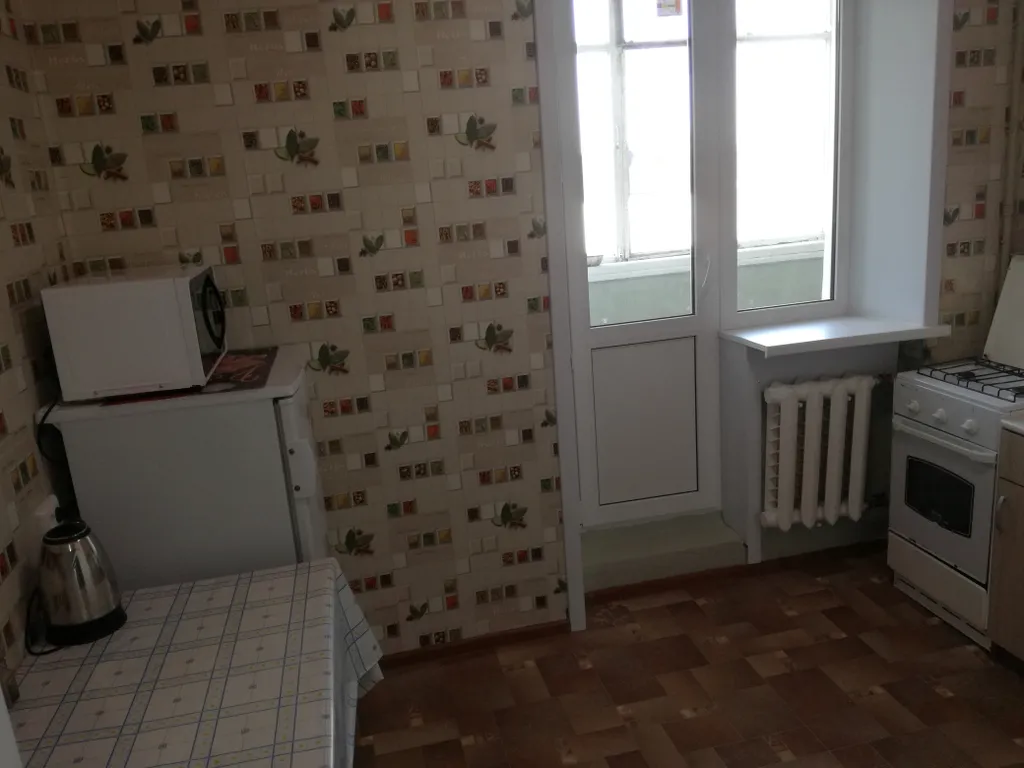 Однушка на берегу в Правобережье