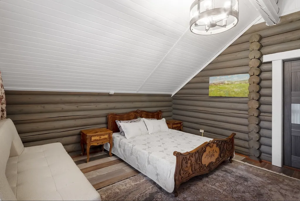 Большой коттедж на природе