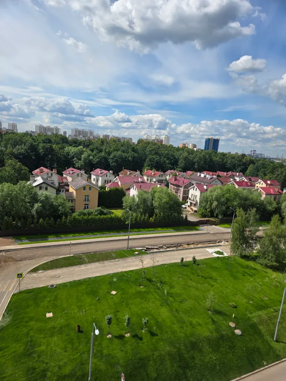 Уютная евро двушка у метро физтех