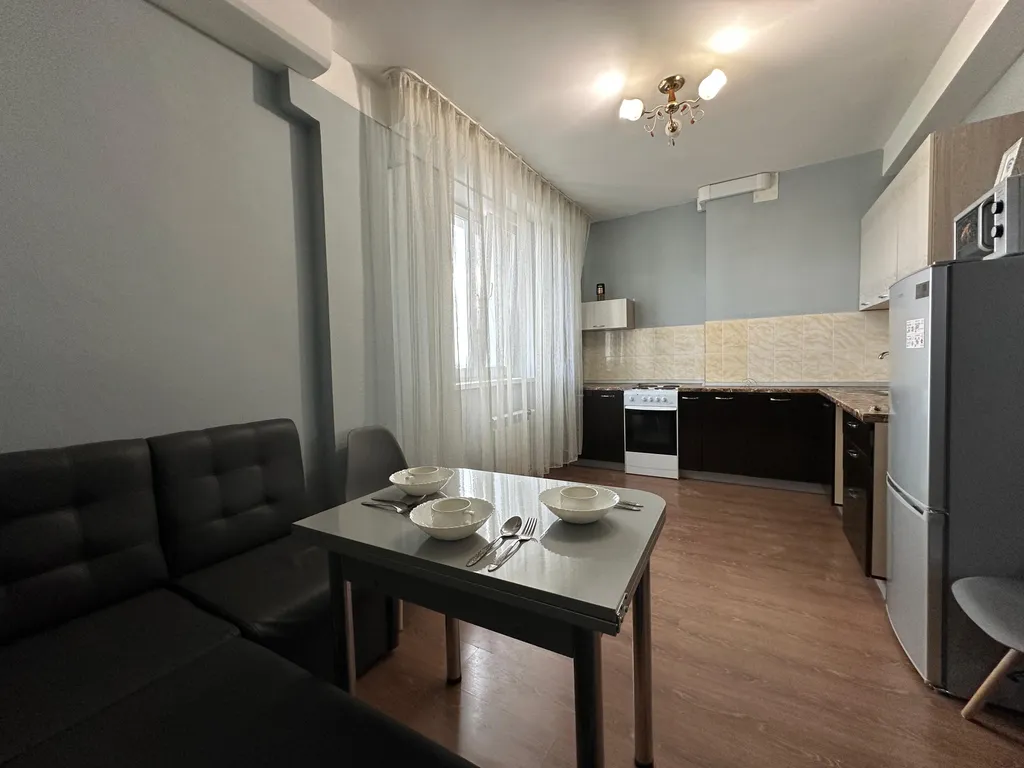 3-комнатная на Энтузиастов