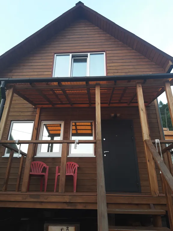 Дом на берегу Байкала