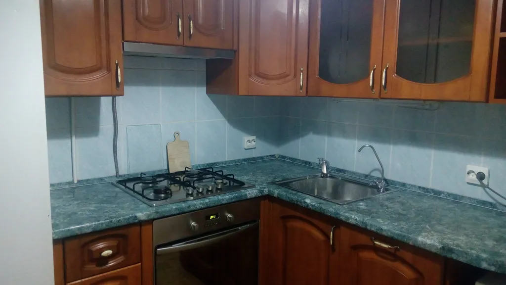 Квартира в центре древнего и великого, недалеко от вокзалов ЖД и авто