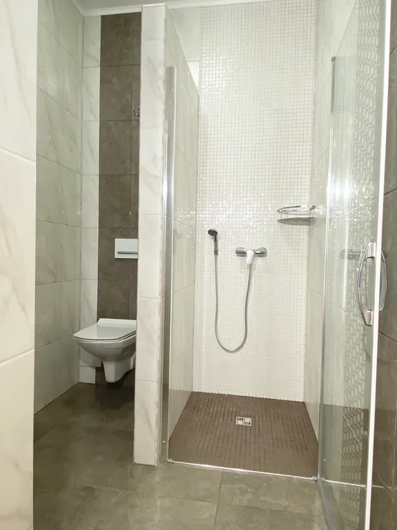 В кооп Нептун на Косе Южной