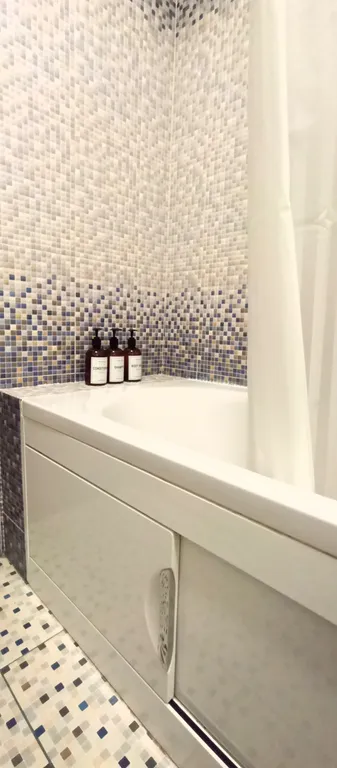 Просторная квартира на тихой улице