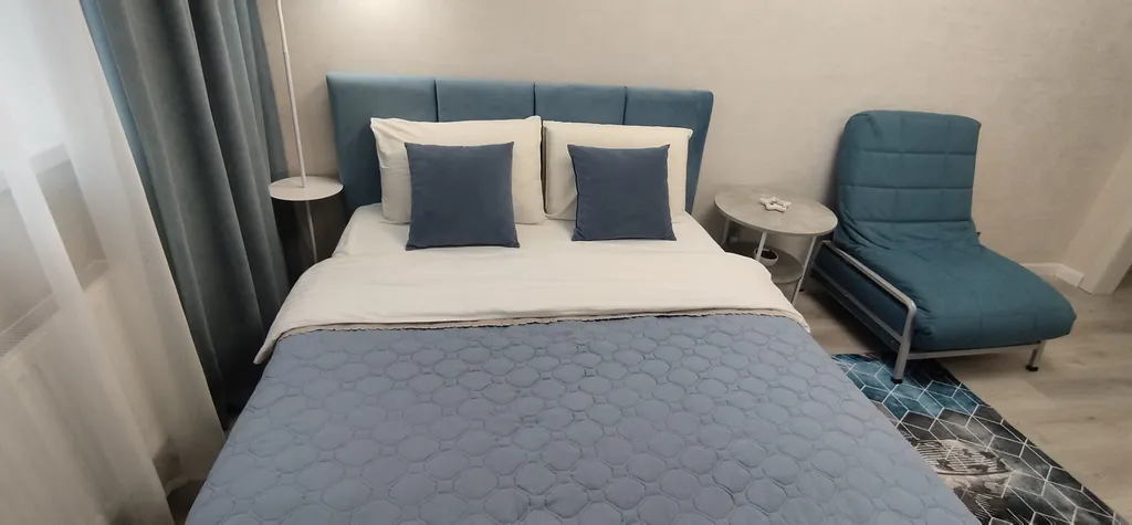 Уютная квартира с хорошим ремонтом в новом доме у моря