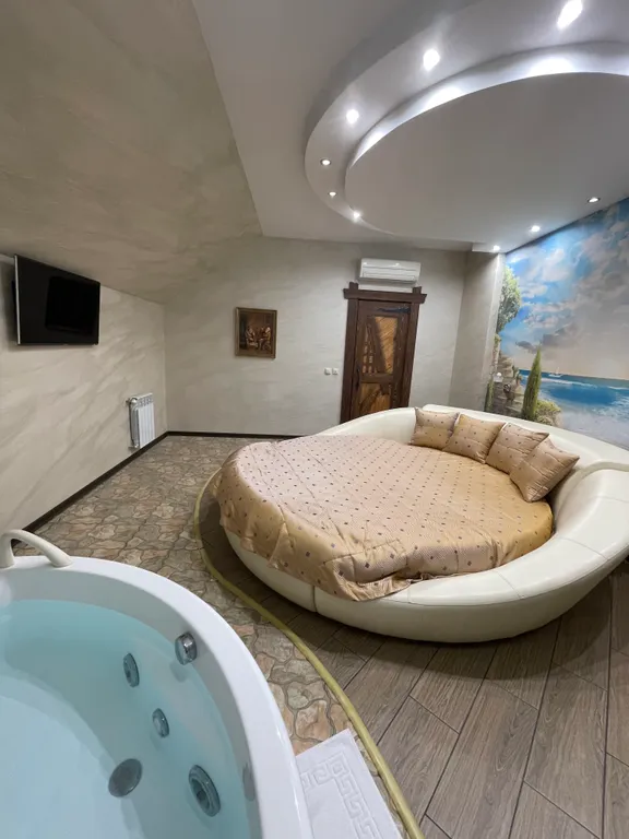 Коттедж Лучший дом на Дмитровском шоссе с джакузи, хамам и русским бильярдом — Лобня