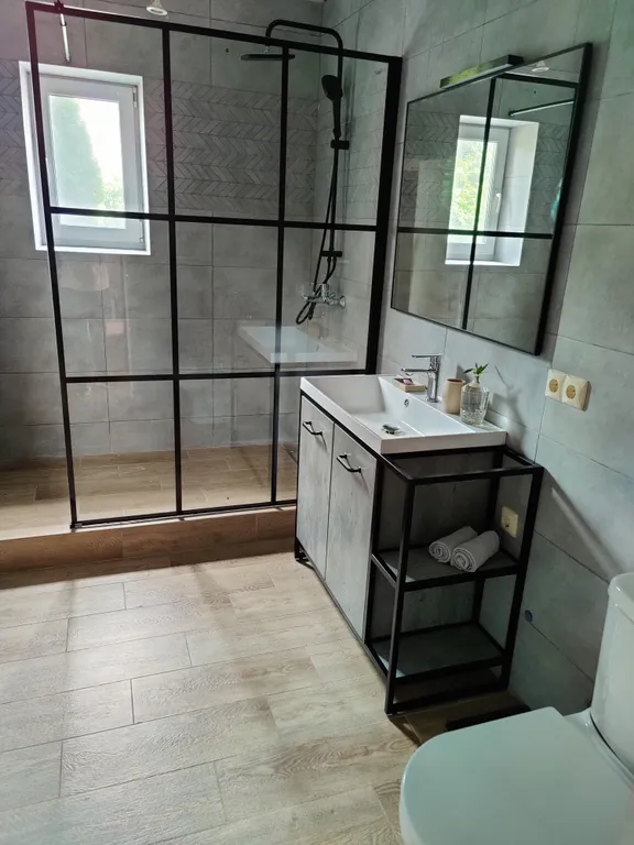 Дом Зимняя Вишня