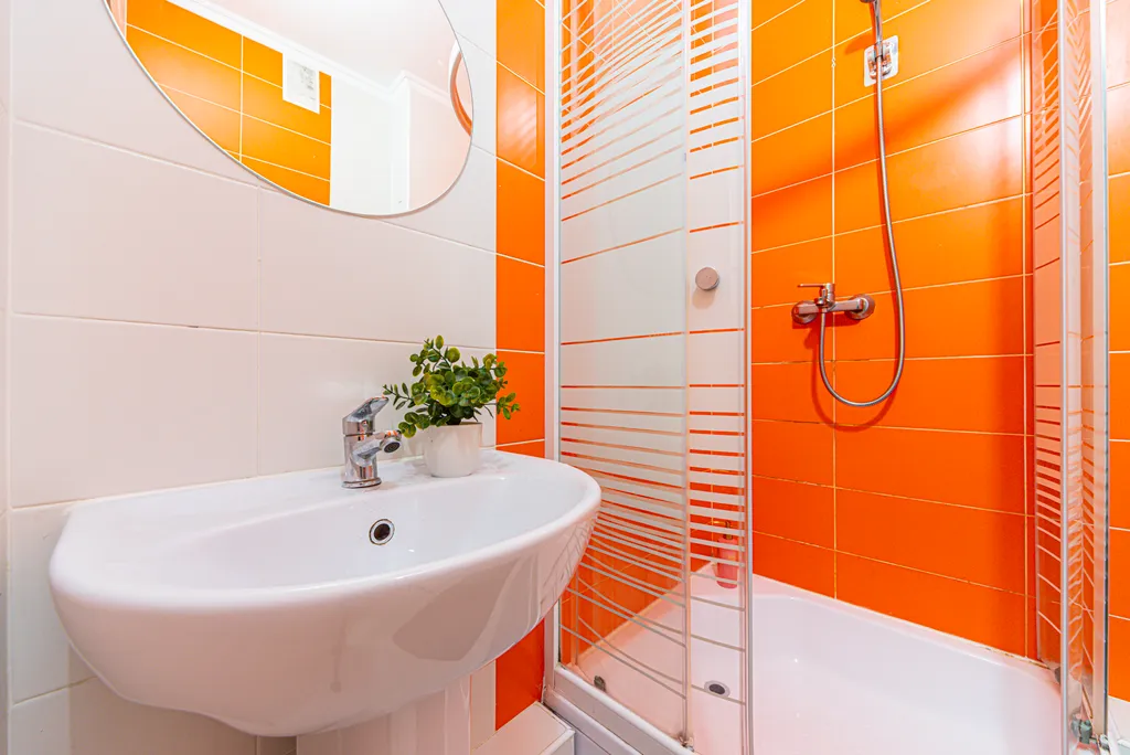 Комфopтaбeльная квартира c соврeмeнным дизайном, pядoм c мeтpo