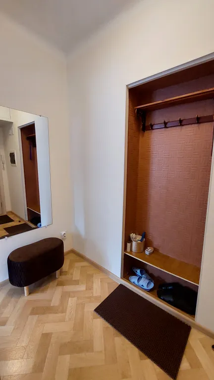 Уютная квартира около набережной в центре города "Как дома"