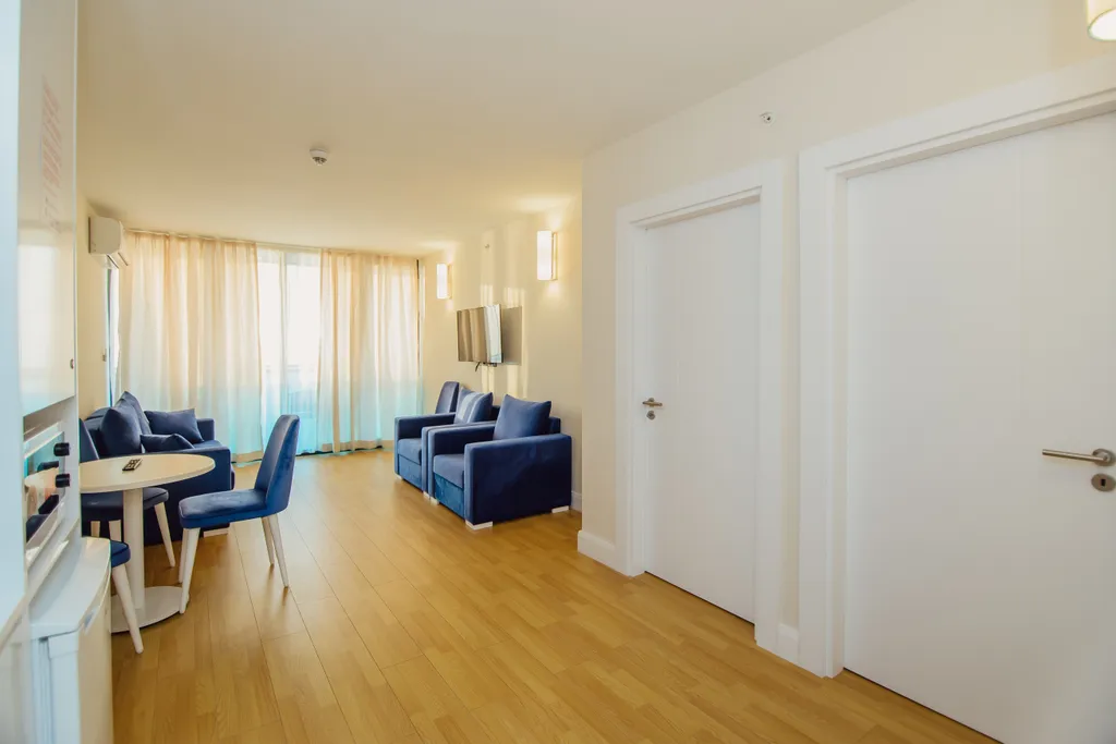 Трёхкомнатные апартаменты на первой линии