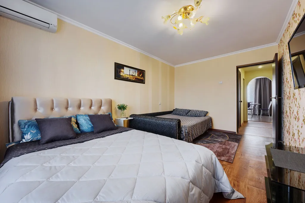 2-комнатная квартира с 2мя раздельными спальнями и стоянкой