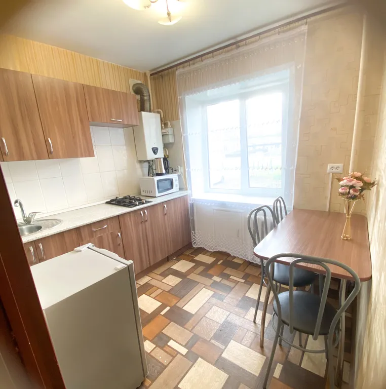 Уютная 1-комнатная квартира с широкой кроватью