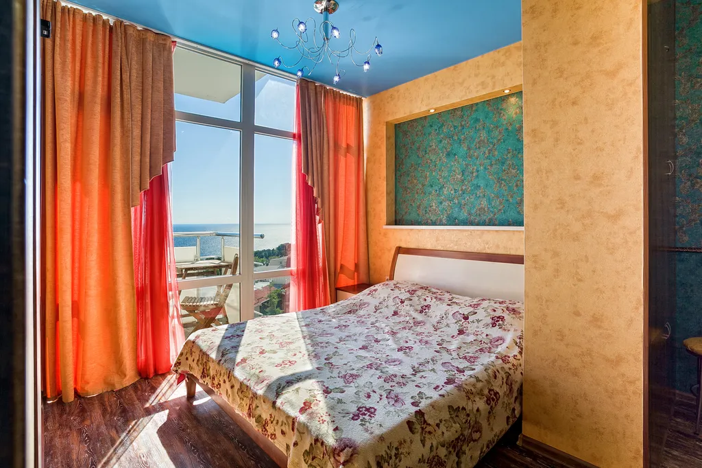 Комфортная видовая студия в Мисхоре