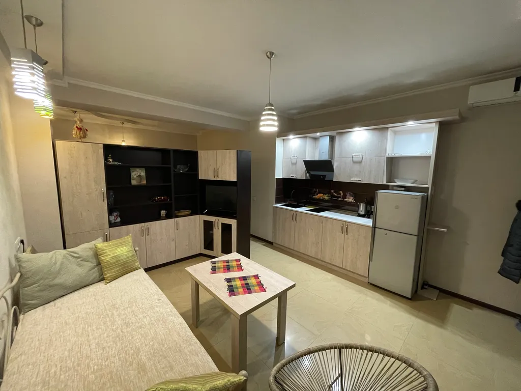 Уютная и чистая квартира Сабуртало