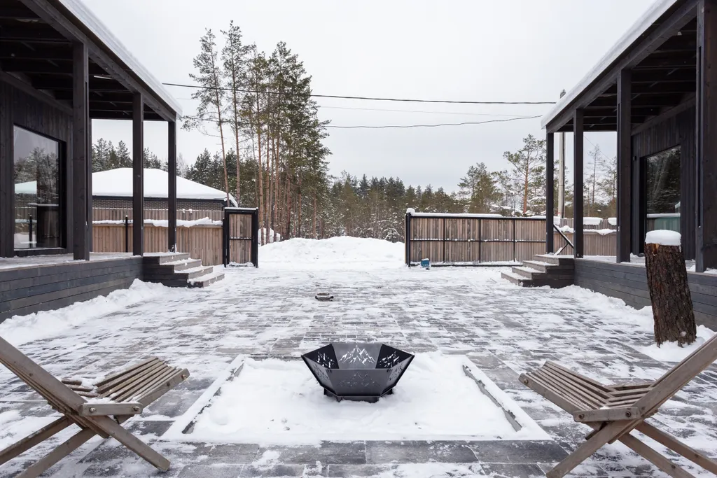 Уютный домик среди сосен