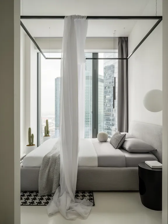 Стильный апартамент с видом на башни